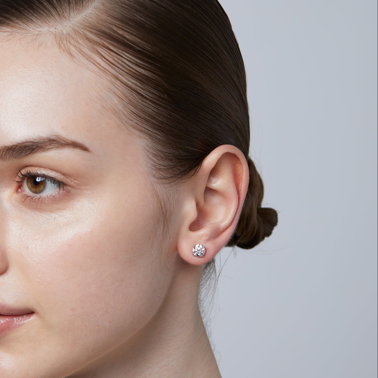 1ct Round Stud Pierce