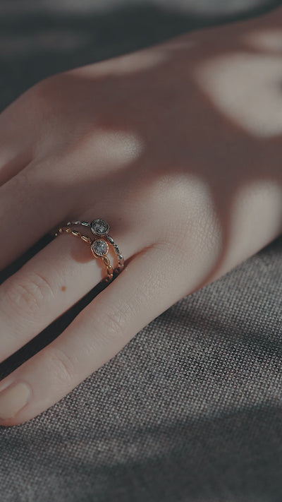Ami Bezel Ring